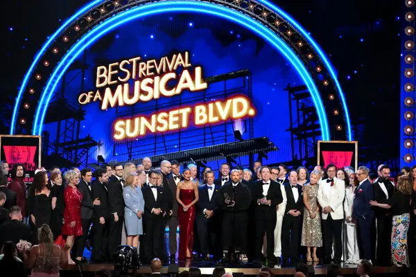 Tony Awards Live Sunsetwon